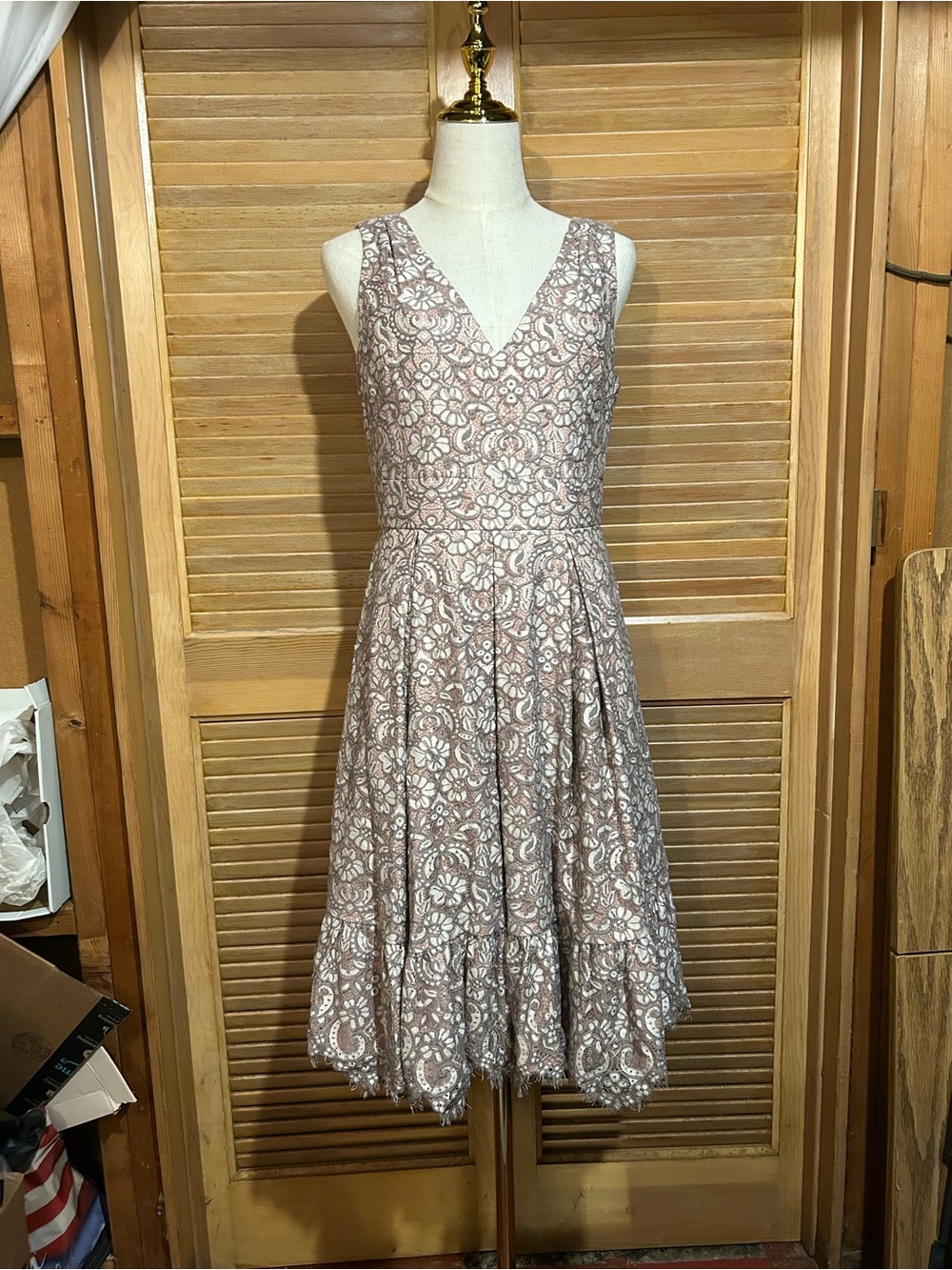 Eliza J Pink Gray Lace A-Line Dress Sleeveless Knee Length Size 6